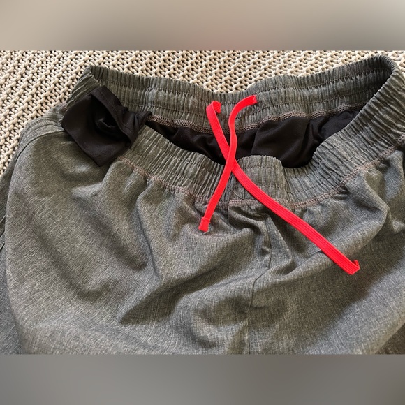 Champion Running Shorts [S | Grey] - Picture 3 of 6